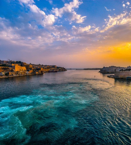 découvrez les meilleures destinations chaudes au maroc durant l'hiver. profitez du soleil radieux, des paysages époustouflants et de l'hospitalité marocaine dans des lieux enchanteurs comme marrakech, agadir ou essaouira. parfait pour échapper au froid et vivre une expérience inoubliable.