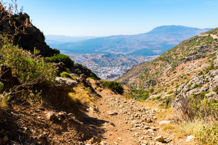 découvrez les plus belles destinations chaudes au maroc durant l'hiver. profitez d'un climat agréable et explorez des paysages ensoleillés, de marrakech à agadir, pour des vacances inoubliables sous le soleil marocain.